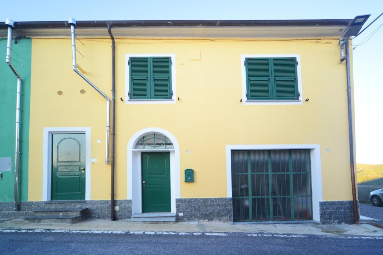 La Vita E Bella - Noli Hotel Exterior photo